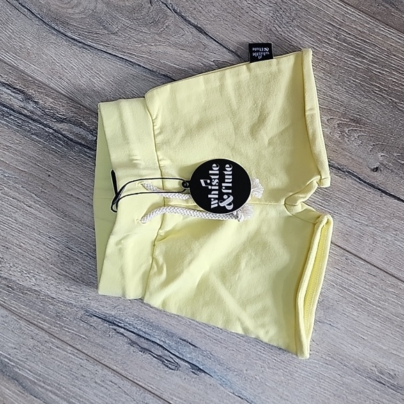 Whistle & Flute Shorts 6 - 12 M - Picture 1 of 3